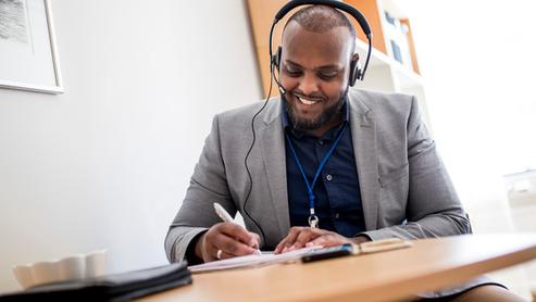 Tolk- och översättarservice.